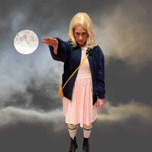 Stranger Things Eleven Adult Costume (pink dress) + wig + waffle purse + more!